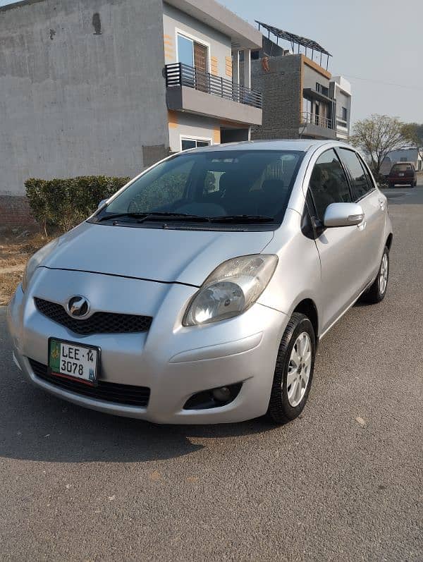 Toyota Vitz 2010 11