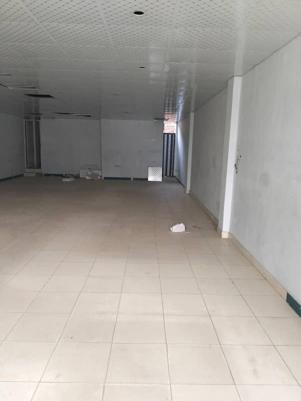 1350 sqft office available For Rent At Kohinoor City 0