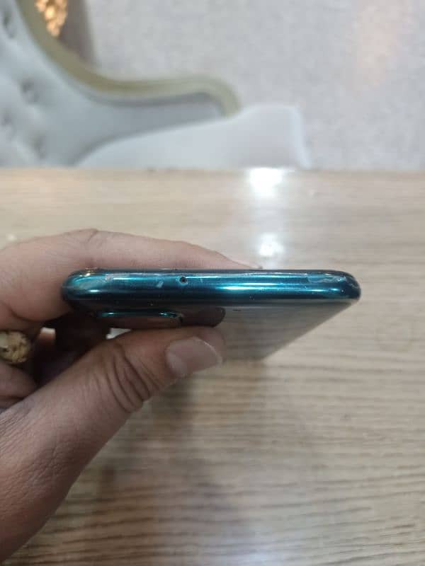 Huawei nova 7i 8gb 128gb touch break hy chalta ahcha hy no open 0