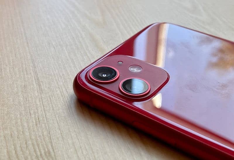 IPhone 11 Red (waterpack) 1