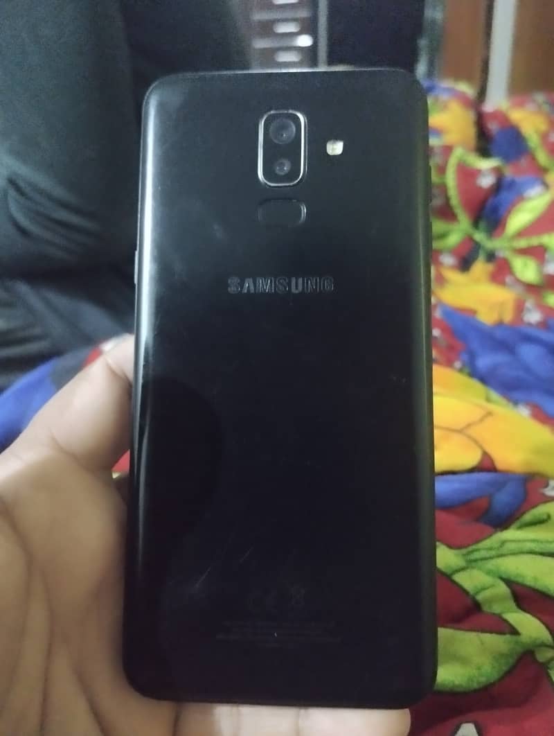 Samsung Mobile J8 4