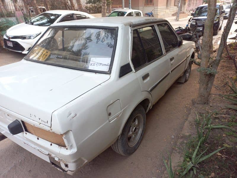 Toyota Corolla 1982 3