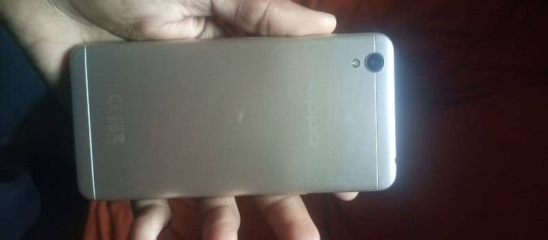 Oppo A37m 4