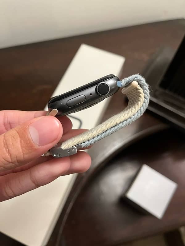 Apple Watch Series 4 for Sale 3