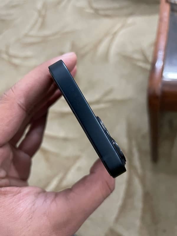 iphone 13 mini (Non pta) 3