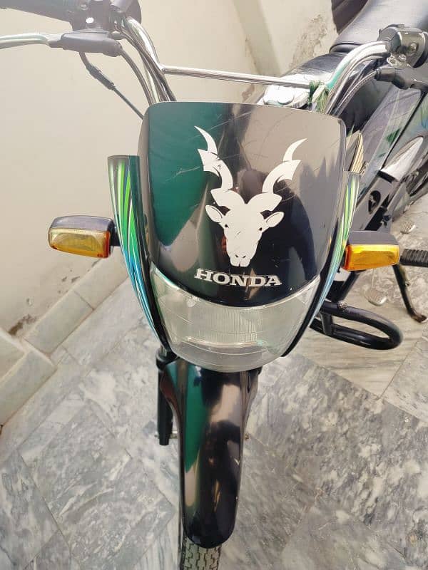 Honda pridor 100cc 3