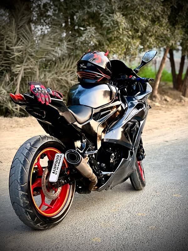 BMW S1000rr 4