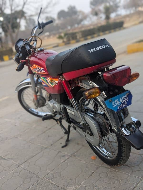 Honda CD 70 Red 6