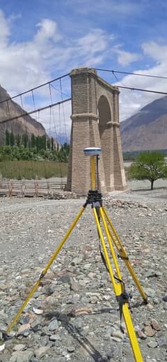 Land surveyor