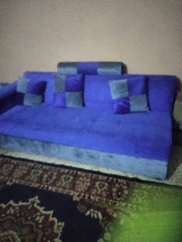 good condition sofa sets 1