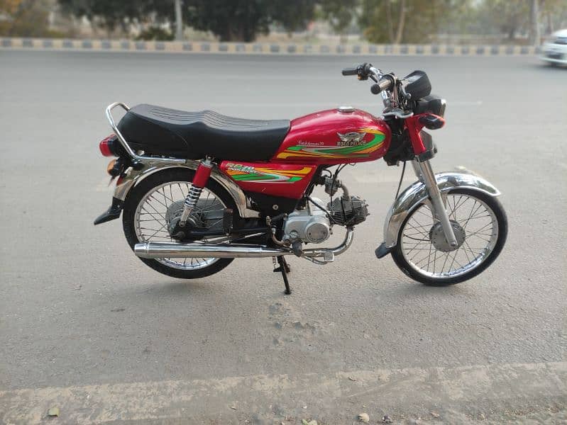 Road prince new Condition total 6000 chali h 3