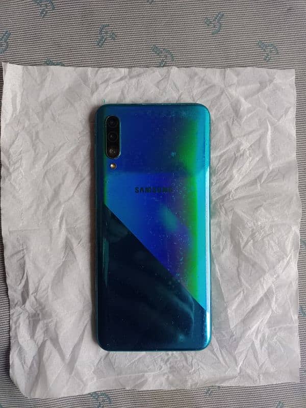 Samsung A30s urgent sale 4/128 condition 9/10 3