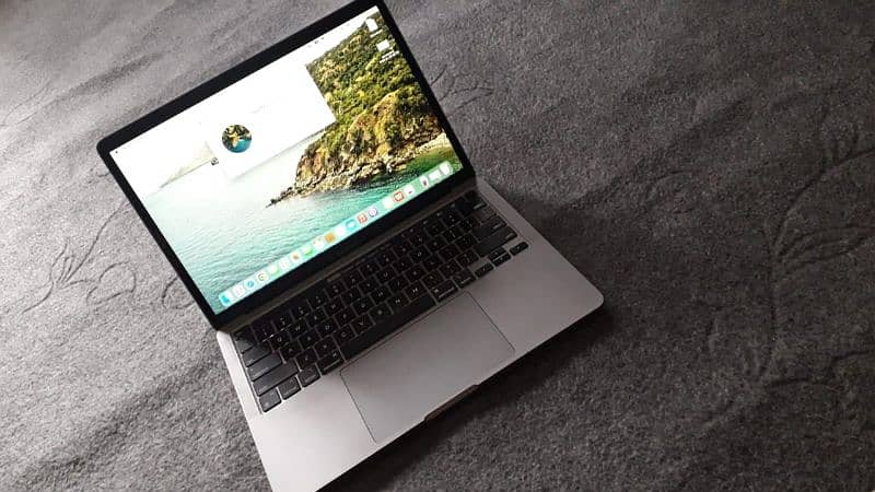 MacBook pro M1 1