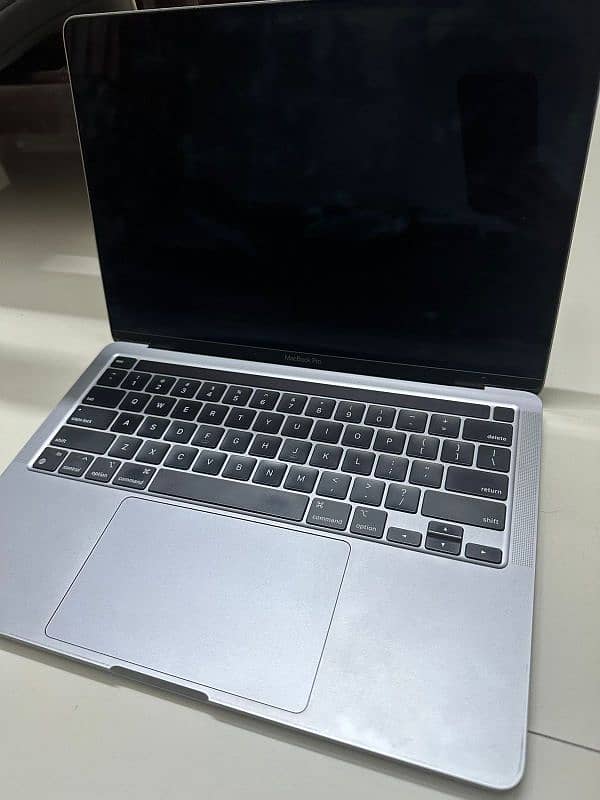 MacBook pro M1 6