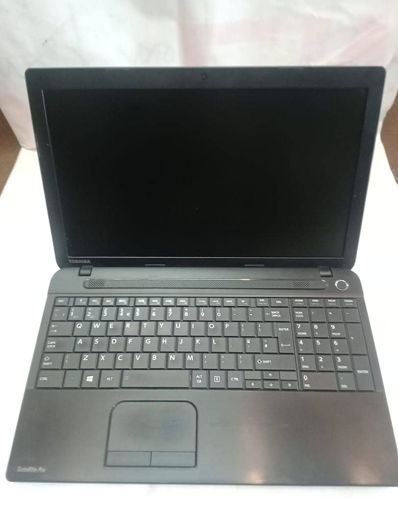 Toshiba i3 4 gen 0