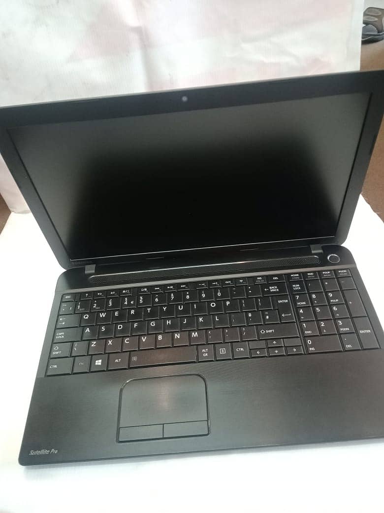 Toshiba i3 4 gen 2