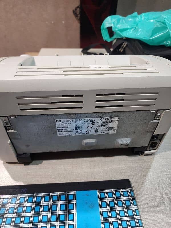 HP Printer Laserjet 1018 in good condition 3