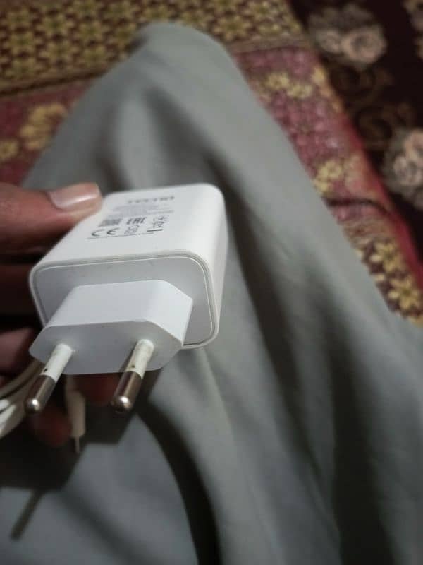 TECNO 33 watt Charger 2