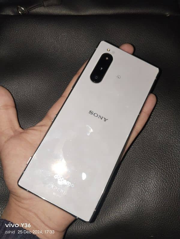 Sony Xperia 5 mark 1 urgent for sale. Gaming phone whatsap#03434088050 7