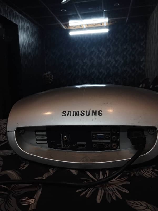 Samsung Dlp projector 3