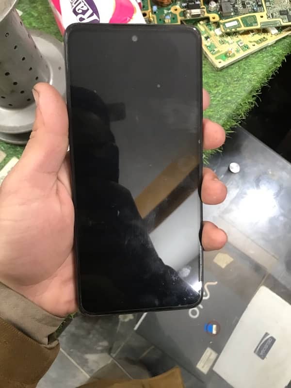 Oppo A60 8 256 pTa uprof 6