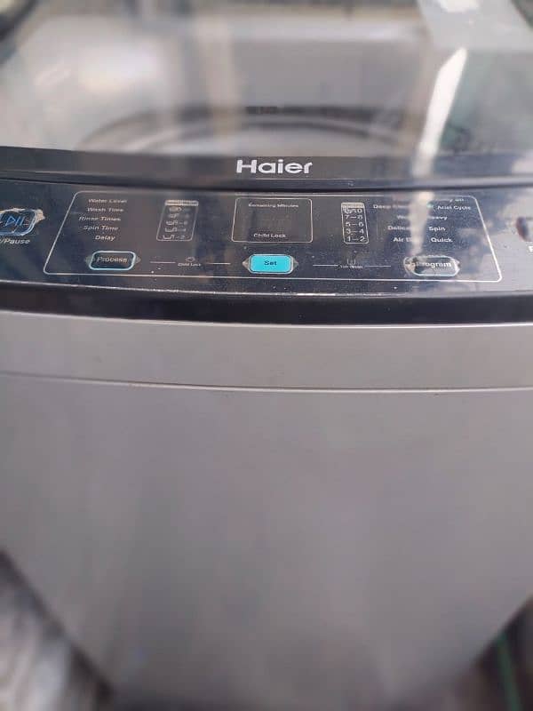 10/9 condition fully automatic Haier 8kg Washing machine. 2