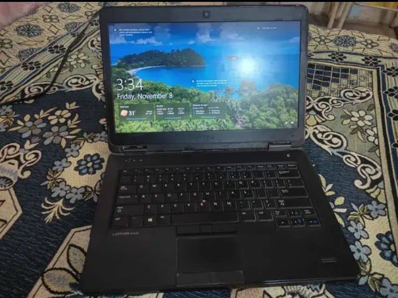 laptop Dell latitude 0