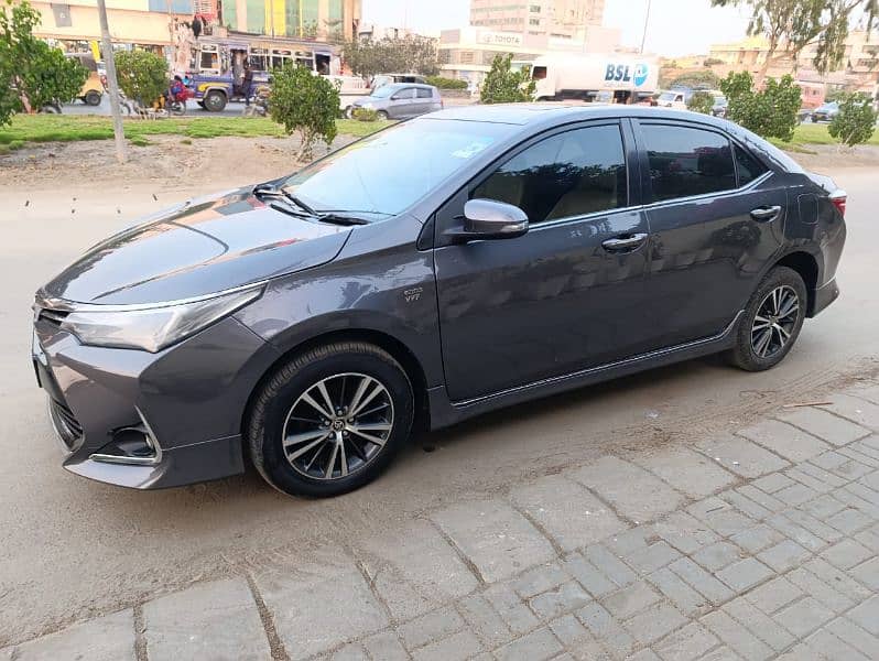 Toyota Altis Grande 2018 3