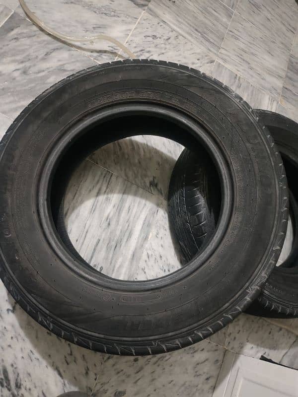 Dunlop Tyre 175 70 13 1