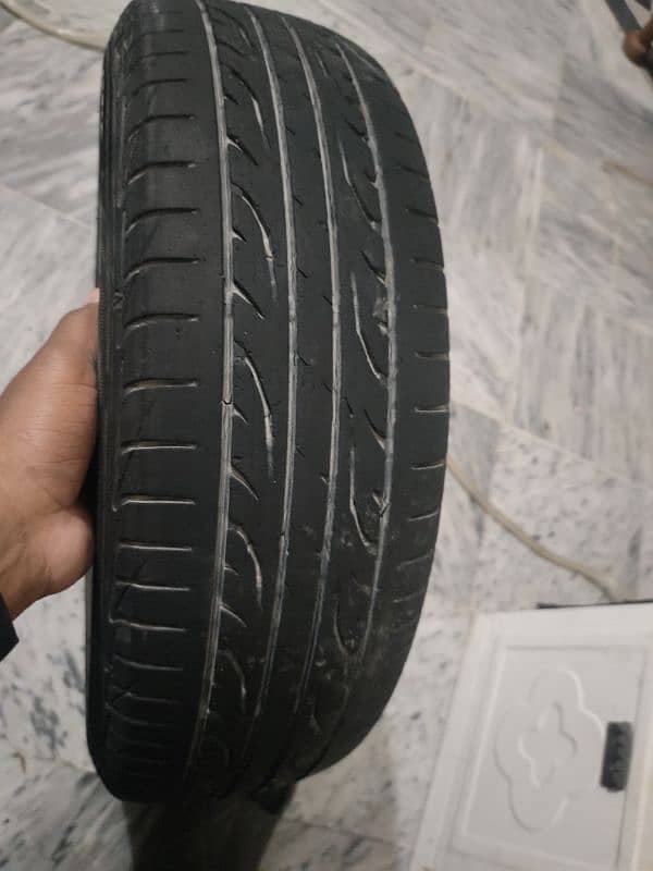 Dunlop Tyre 175 70 13 3