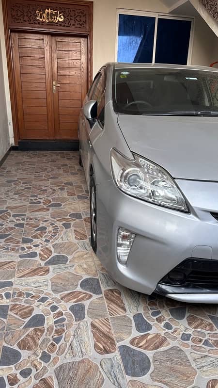 Toyota Prius 2013 9