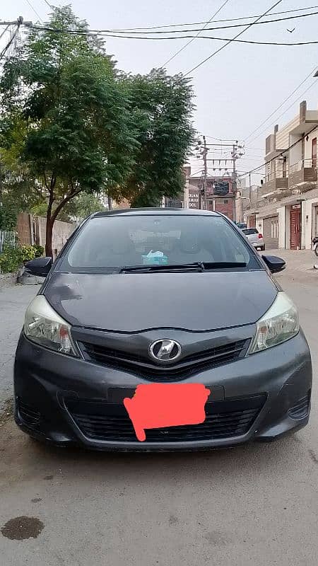 TOYOTA VITZ 2013 model FULLY GENUINE AUTOMATIC TRANSMISSION 0