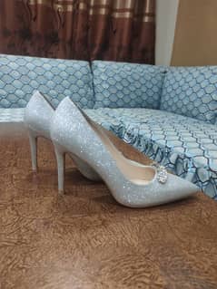 Ladies Heel pumps 9 size