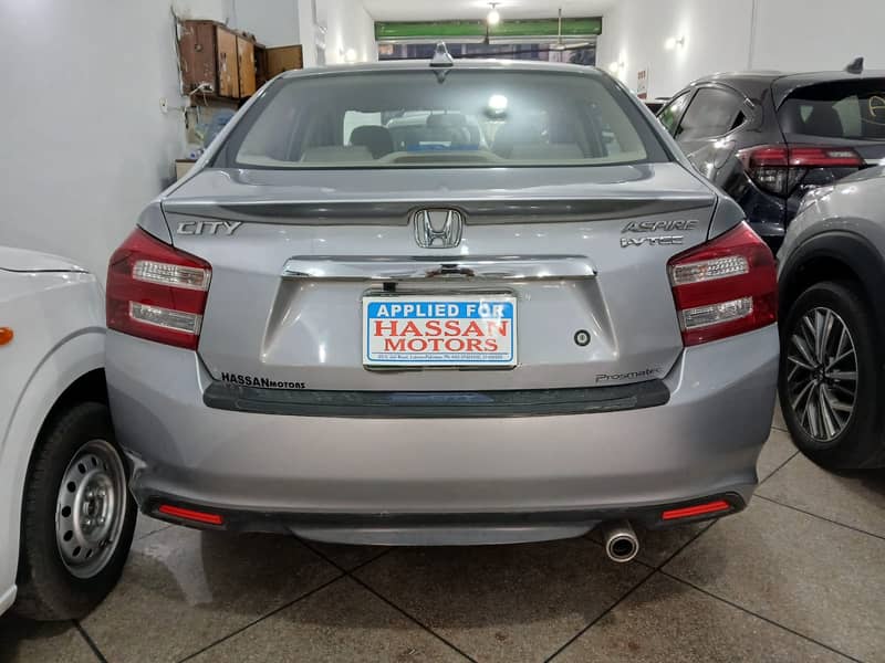 Honda city Aspire 1.5 auto 2018 model. 8