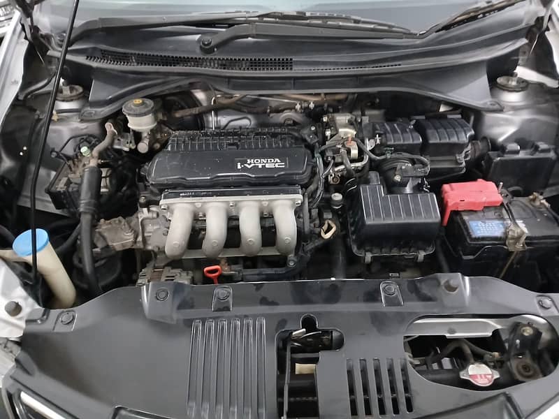 Honda city Aspire 1.5 auto 2018 model. 9