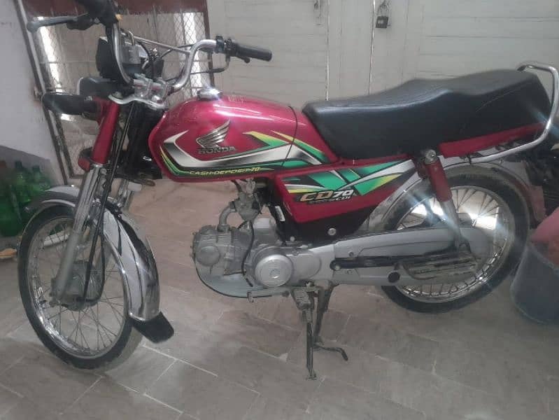 Honda CD70 cc WhatsApp 03267549266 0