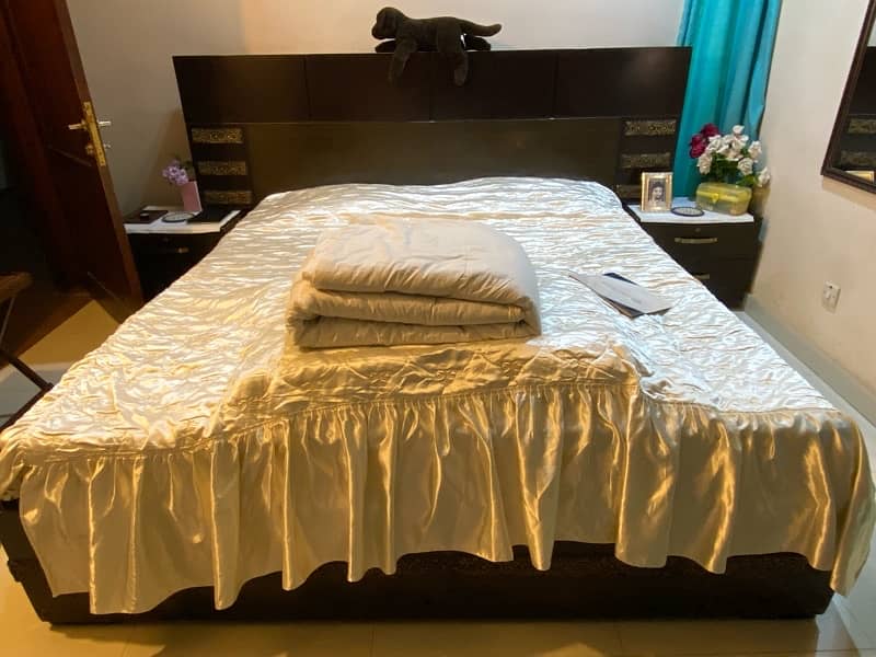 Bed for sale|wooden bed|king size 0