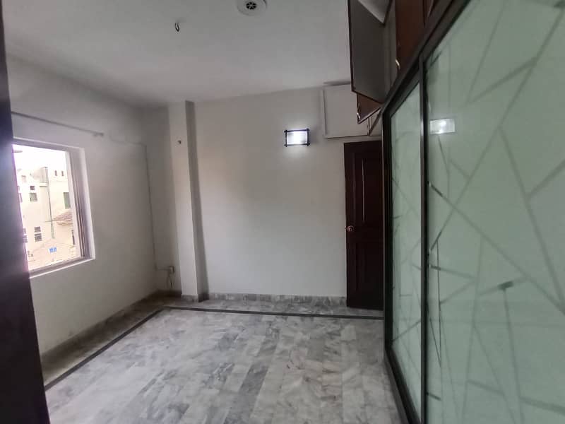 7 MARLA SECOND FLOOR FLAT FOR RENT IN REHMAN GARDENS NEAR DHA PHASE 1 2