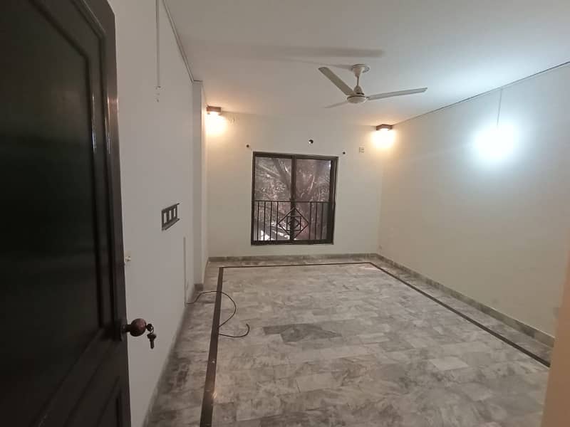 7 MARLA SECOND FLOOR FLAT FOR RENT IN REHMAN GARDENS NEAR DHA PHASE 1 11