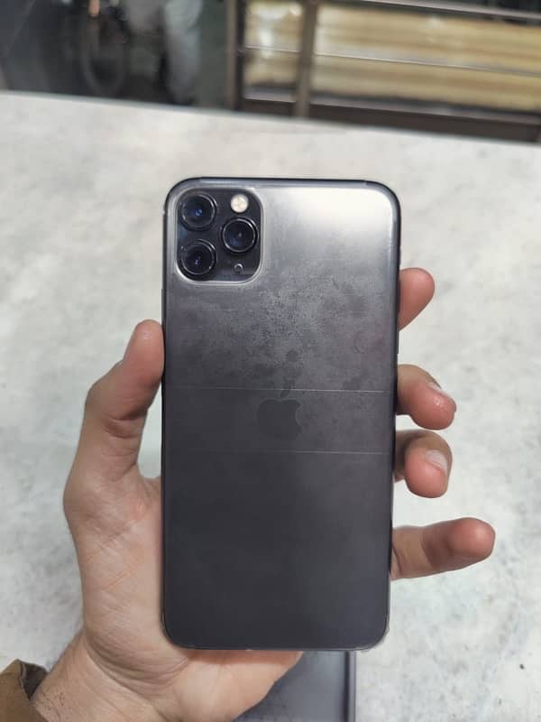 Iphone 11 promax 4