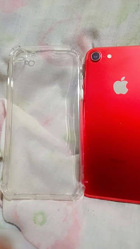 iPhone 7 /256gb red colour non pta 4