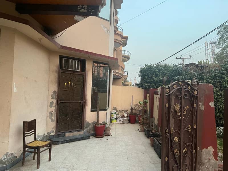 18 Marla Double story House Available For sell In Johar Town Lahore 3