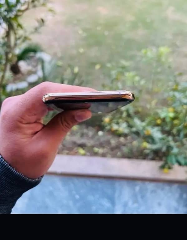 Iphone 11promax256gb Pta dual Approved 2