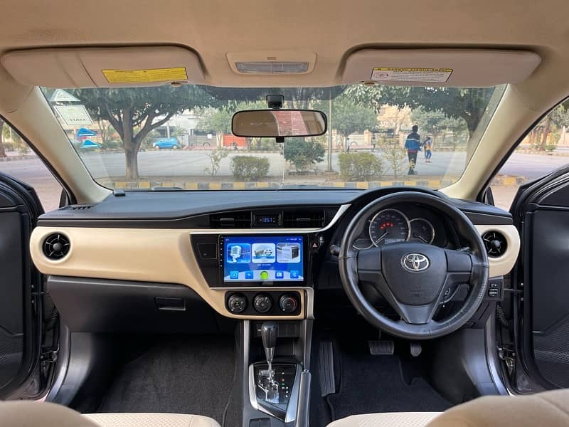 TOYOTA COROLLA GLI AUTOMATIC 1.3 VVTi 2017 2018 EXCELLENT KARACHI REG 8