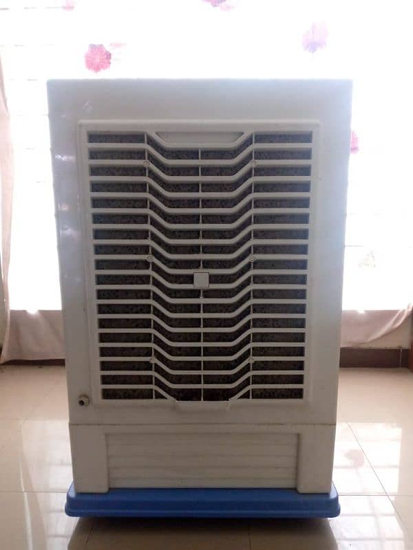 I-ZONE ROOM AIR COOLER - EXCELLENT CONDITION 3