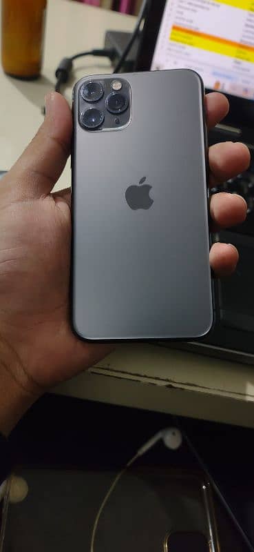 Iphone 11 Pro 64 GB JV 5