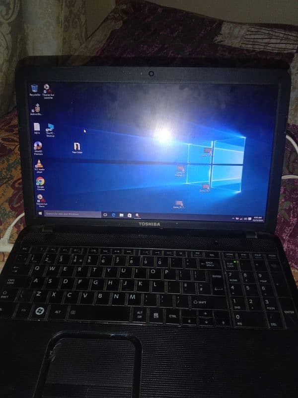 Toshiba laptop for sale 0