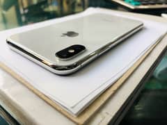 iPhone X (64GB) Factory Unlock/WaterPack