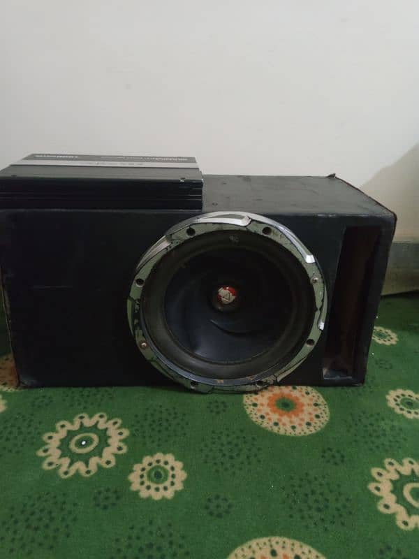 Amp+woofer 1