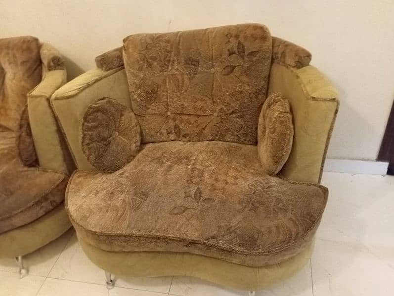 5 Seater sofa set for sale 1